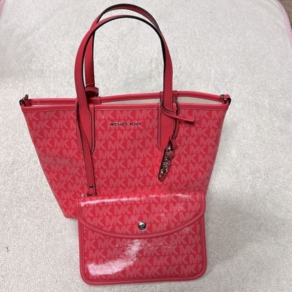 MICHAEL MICHAEL KORS Logo Eliza Extra Small East West Open Tote